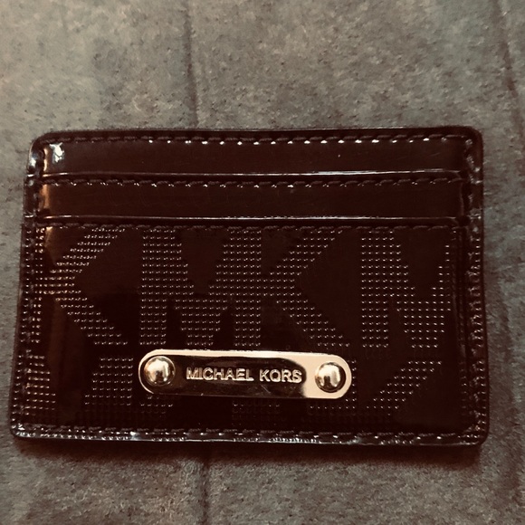 Michael Kors Handbags - Michael Kors Slim Card Case Michael Kors Handbags - Michael Kors Slim Card Case